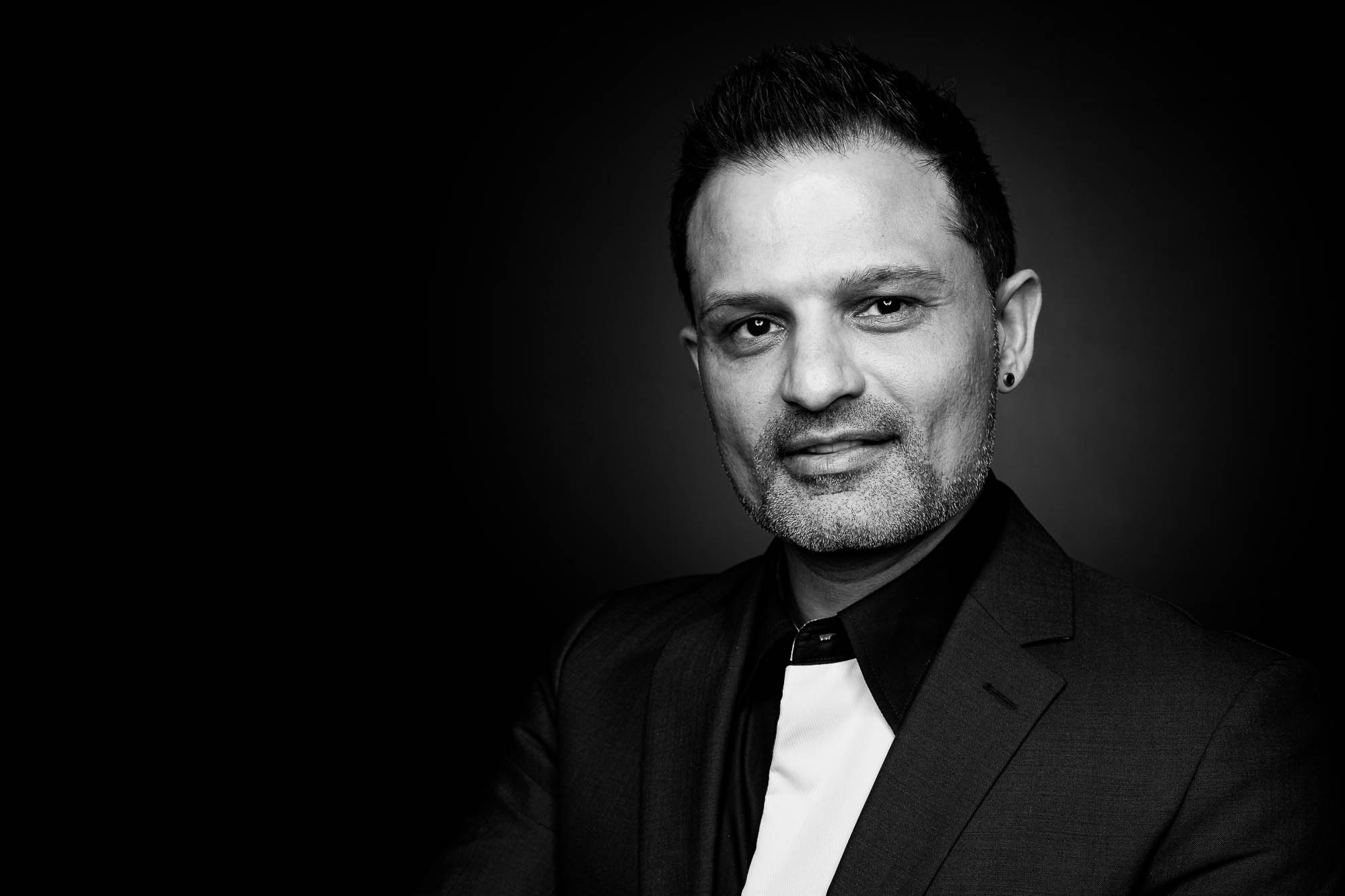 Export x3 Headshot  06117 Dez 01 2019 Headshot  Miro Nicole Nadine